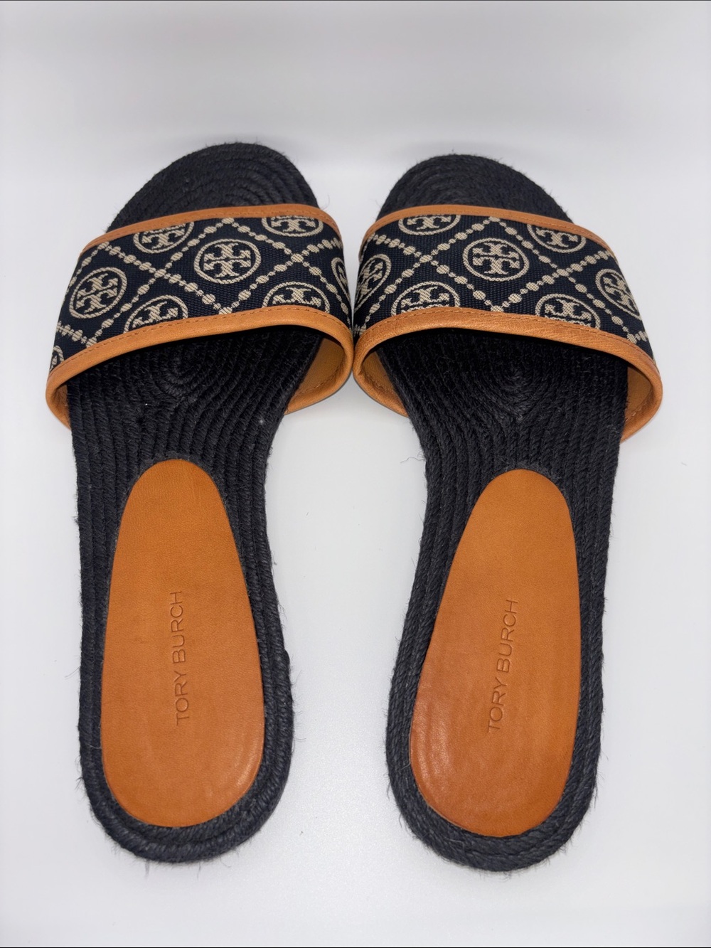 Tory Burch Raffia Slide Sandals with Tan Trim and Logo Jacquard - Picture 5 of 8